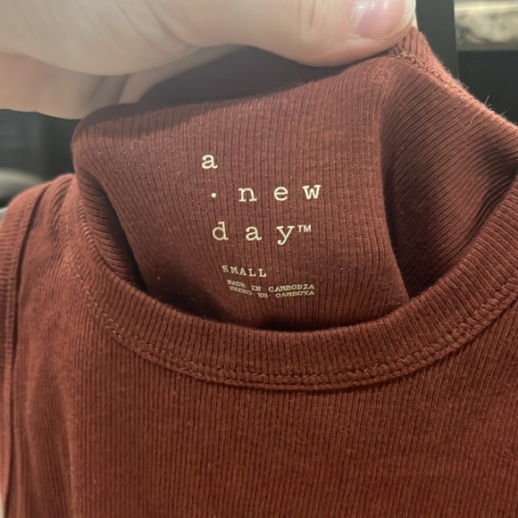 Tank Top - Picture 3 of 3